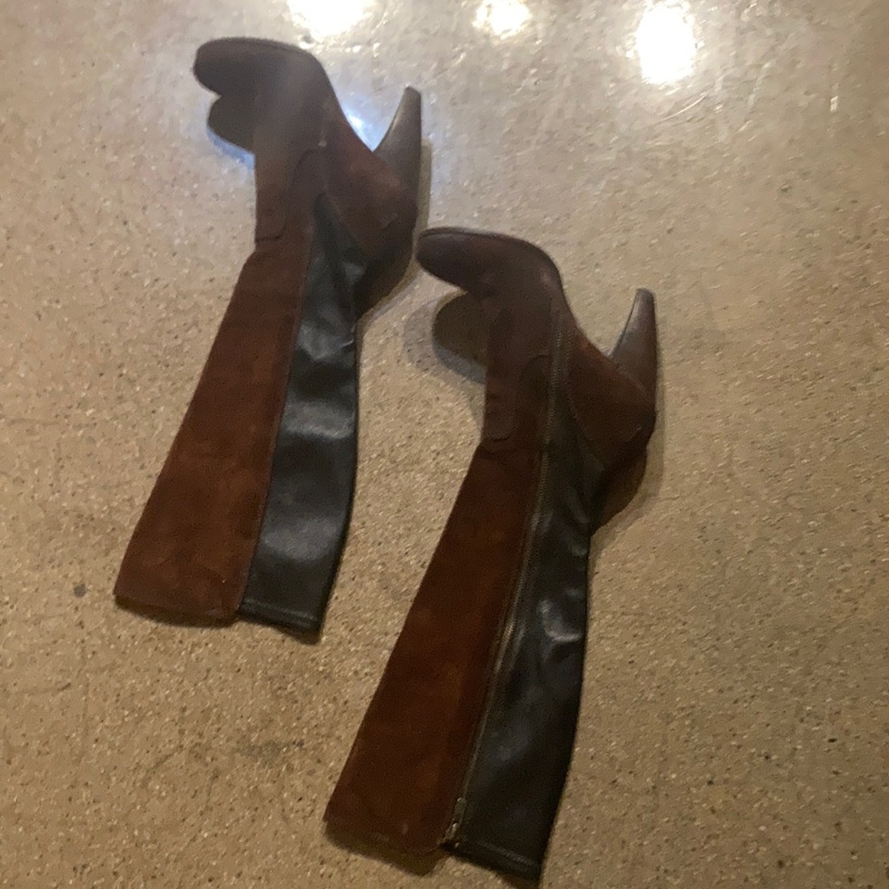 FRYE BOOTS, burgundy suede/black leather